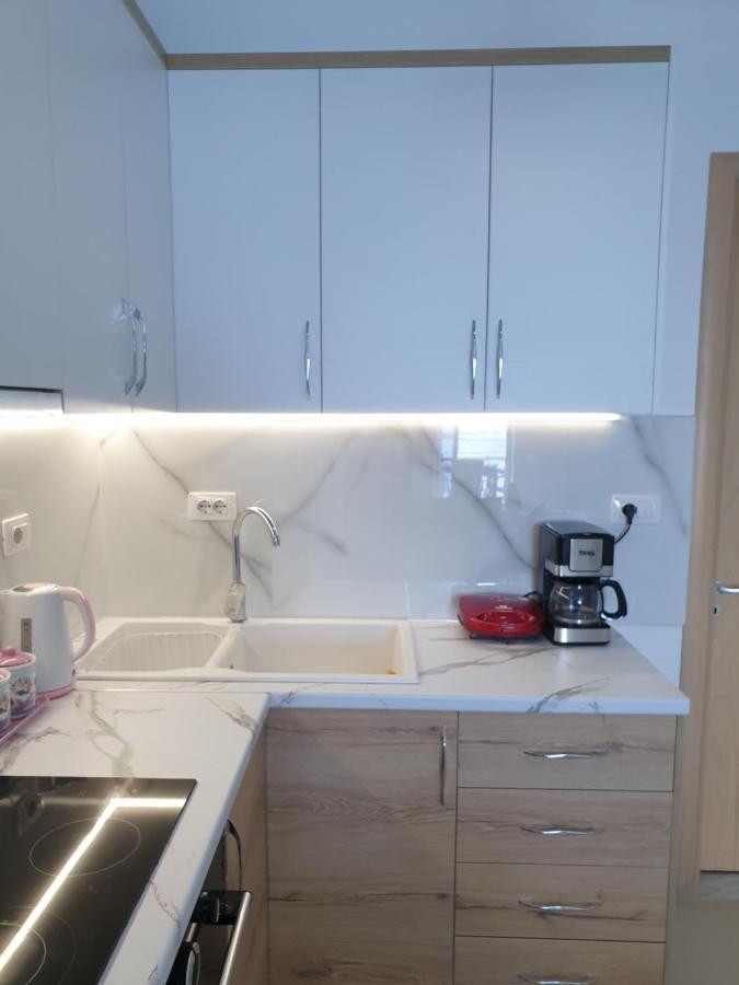 Hera Premium Apartments Саранде Екстериор снимка